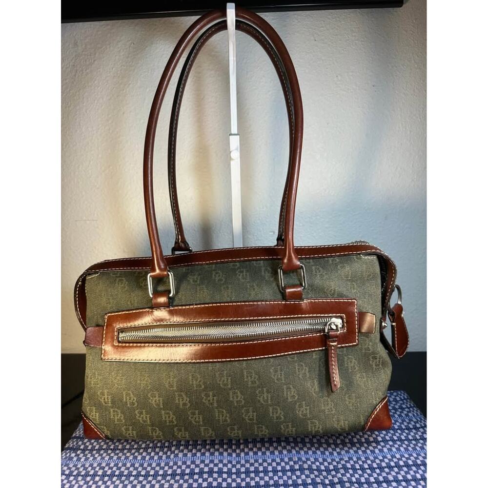 Dooney & Bourke Double Pocket Signature Anniversary Satchel in hunter green - Picture 6 of 9